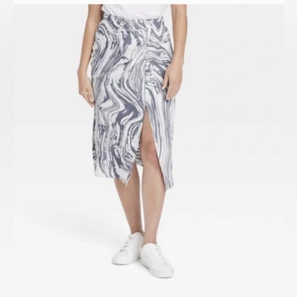 A New Day Gray and White Asymmetrical Pencil Skirt (NWT)